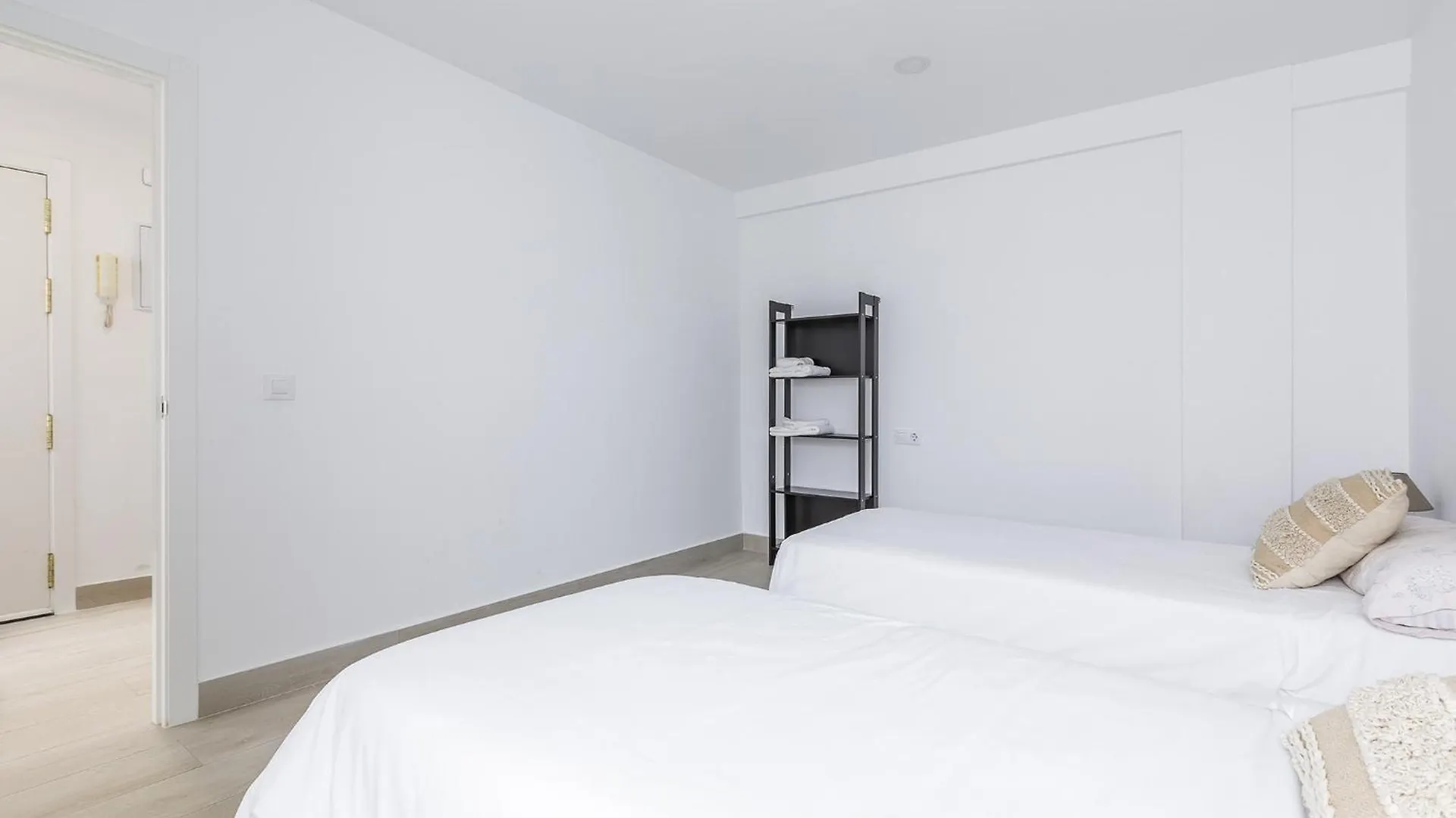 A&N Avenida 2 Torre Del Mar Διαμέρισμα 0*,  Ισπανία