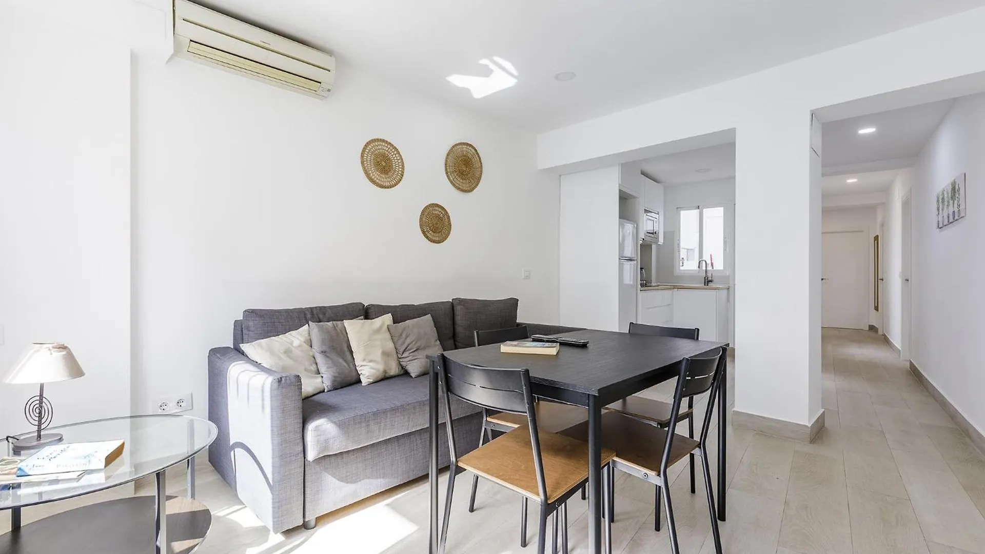 Apartamento A&N Avenida 2 Torre Del Mar